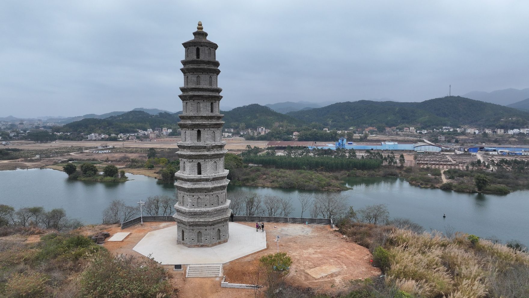 新塔旅行图片 1