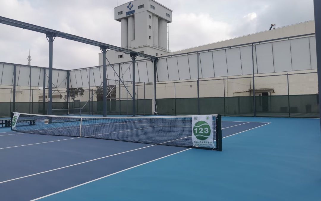 场地封面-51磅网球俱乐部