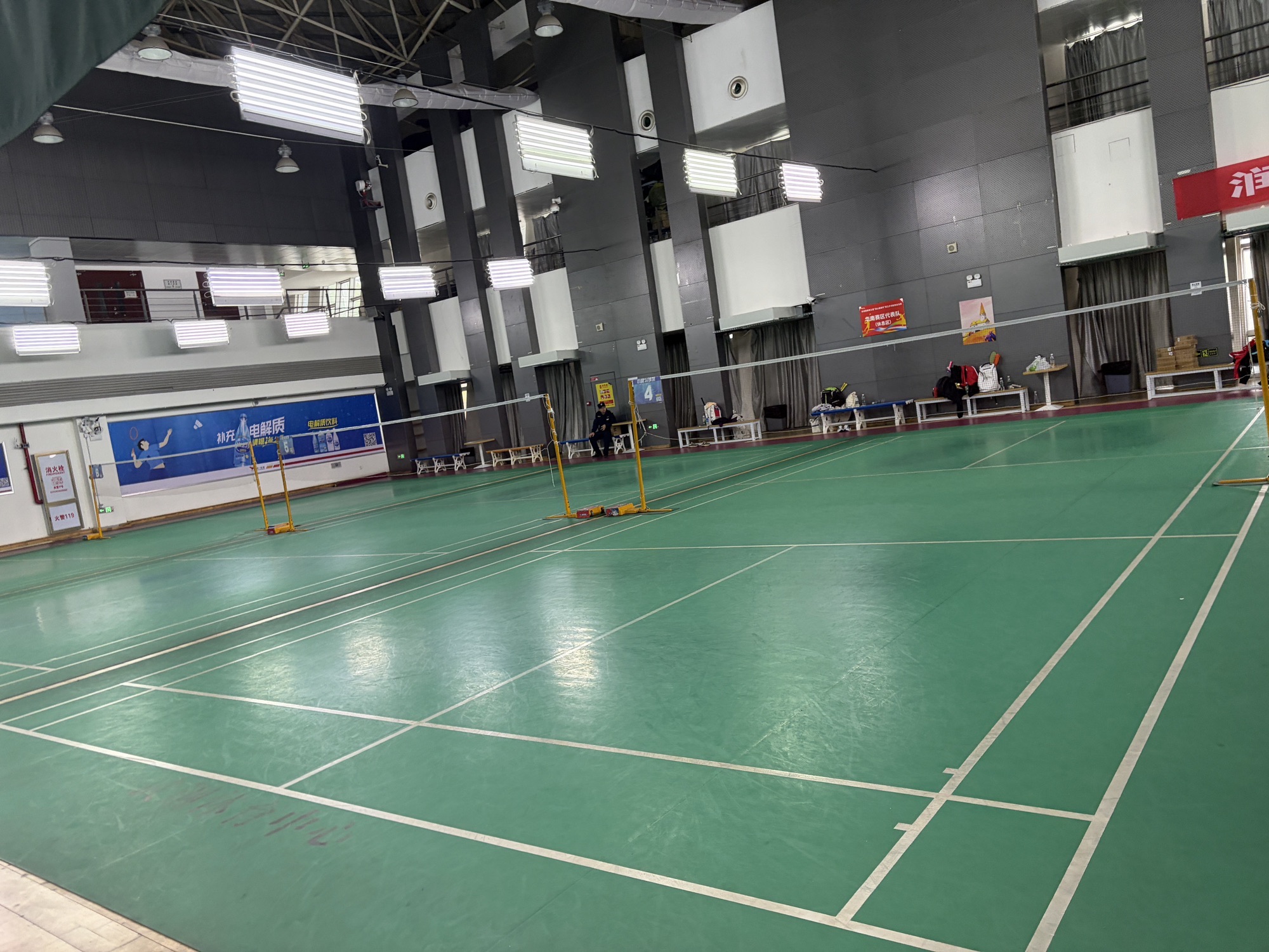 场地封面-武钢体育中心体育馆羽球馆