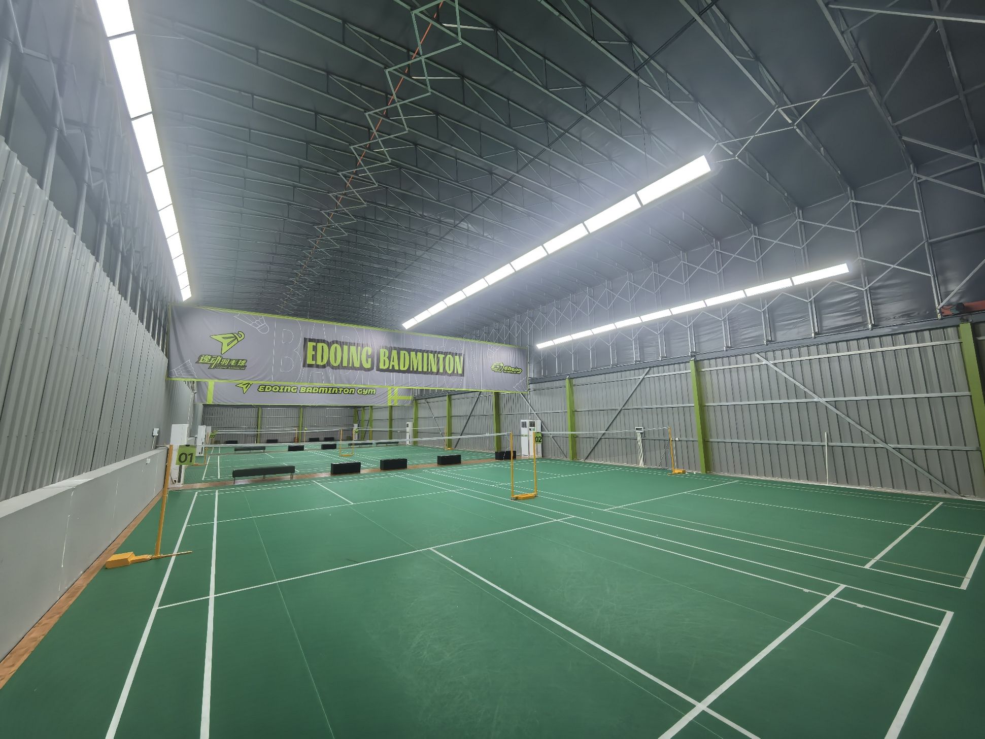 场地封面-逸动羽毛球(教工馆)