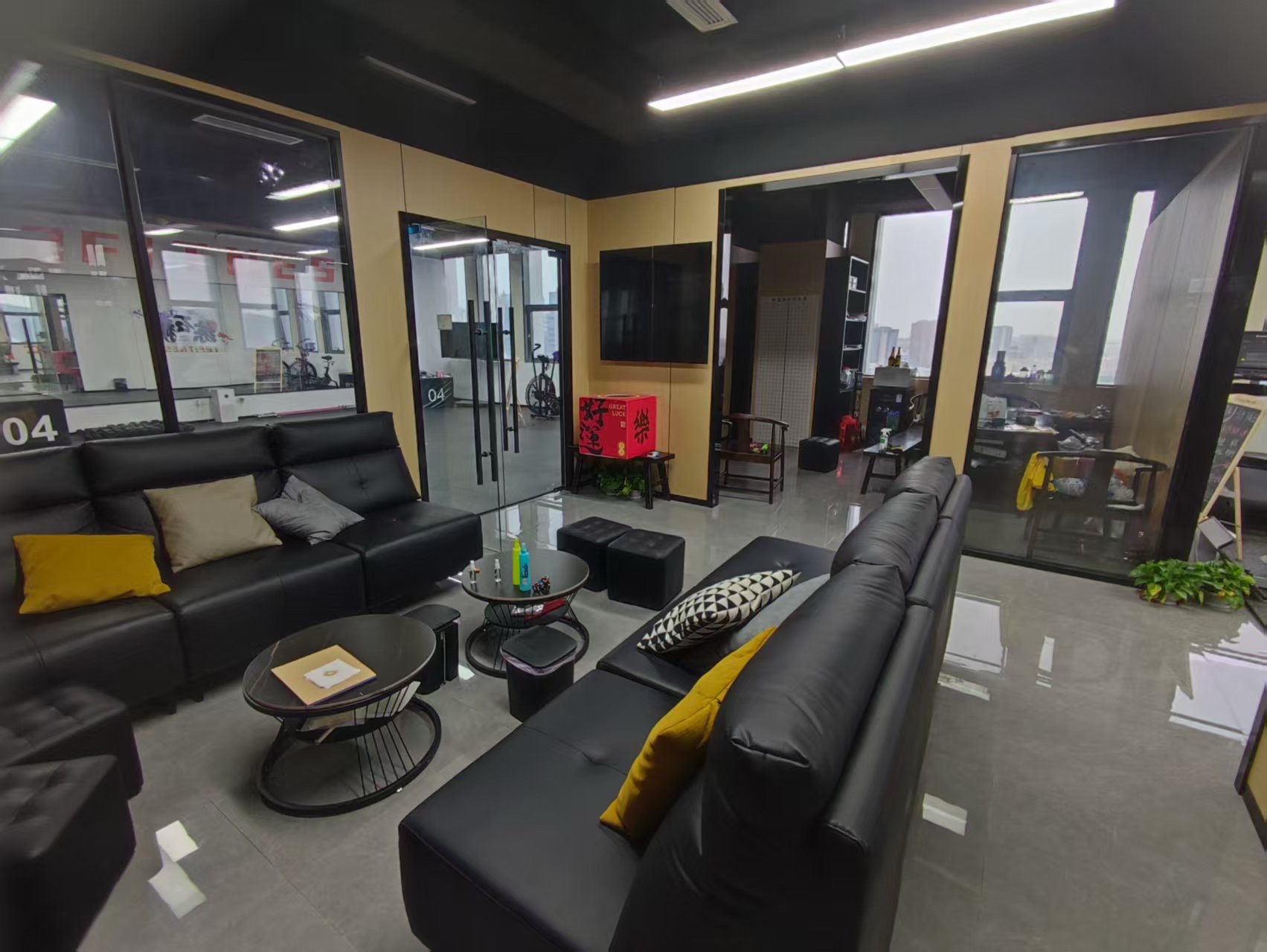 场地封面-成都卓诺环世健身工作室