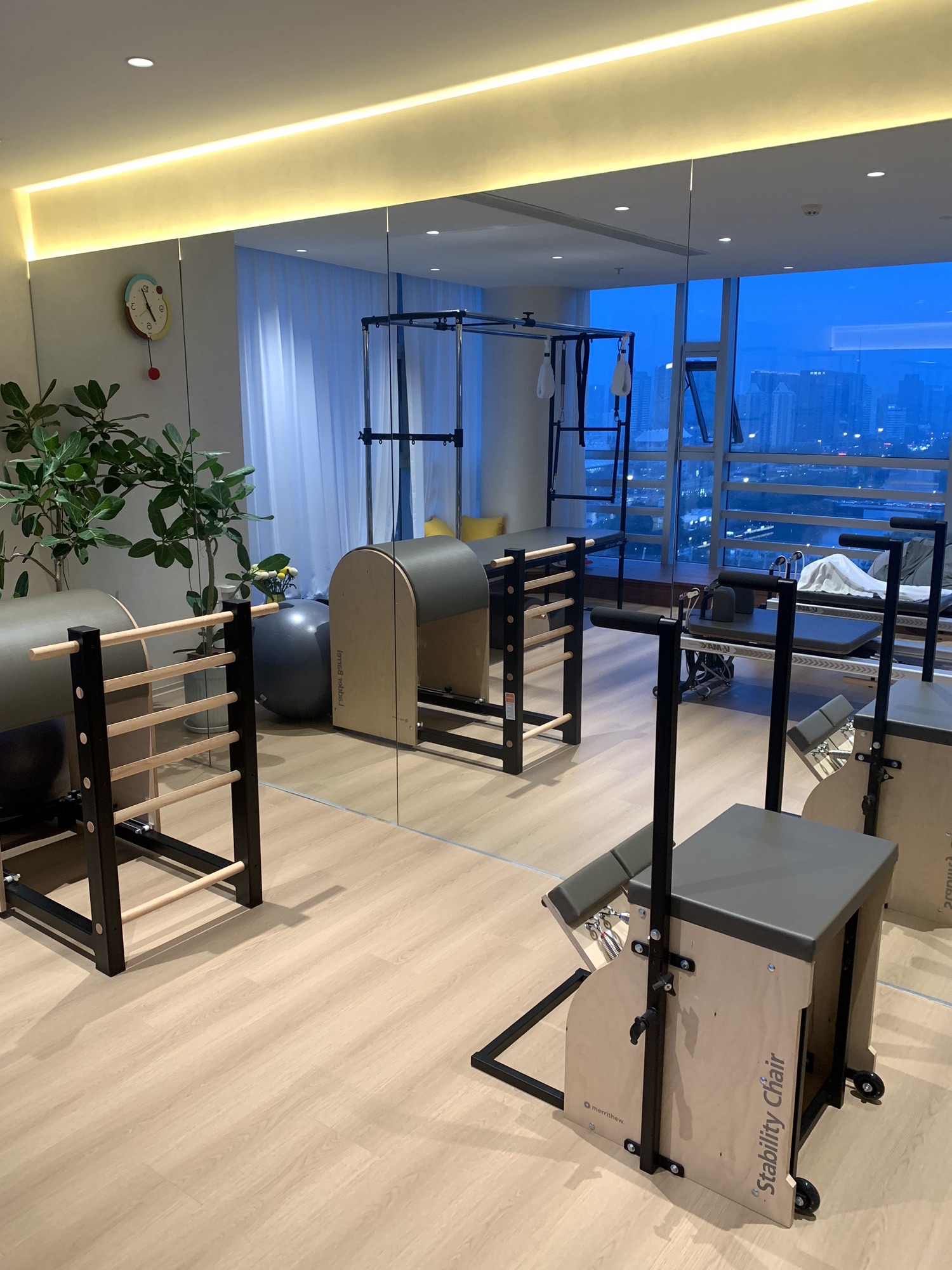 场地封面-SHEHE Pilates