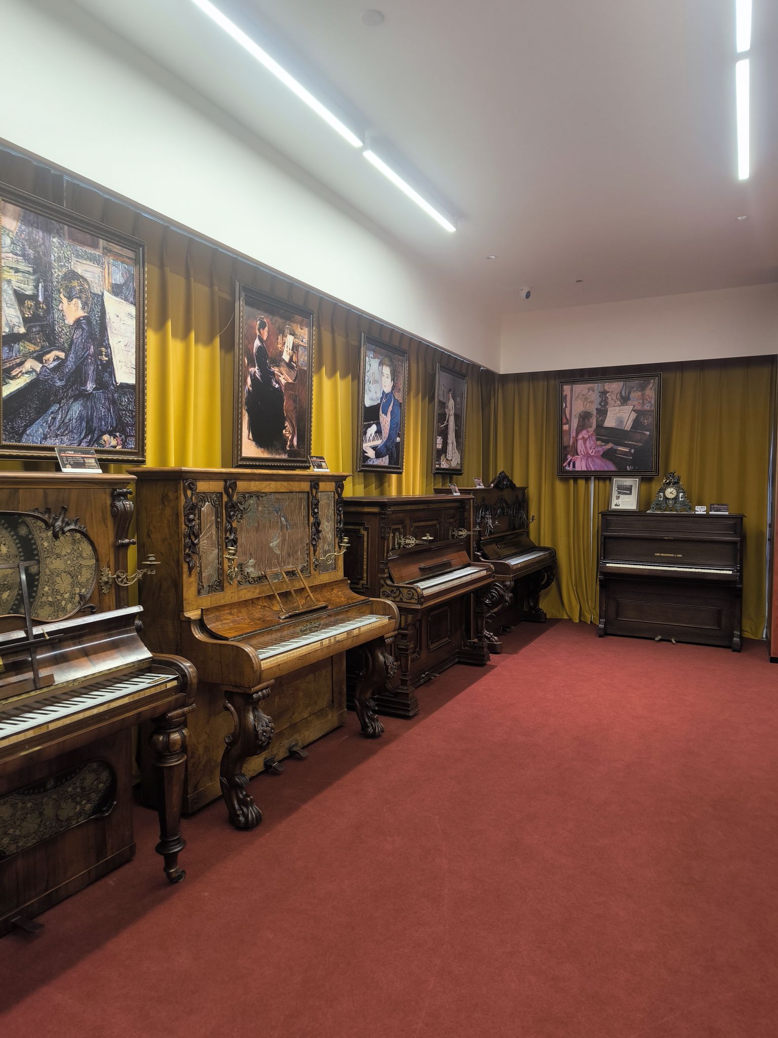 深圳龙华钢琴博物馆