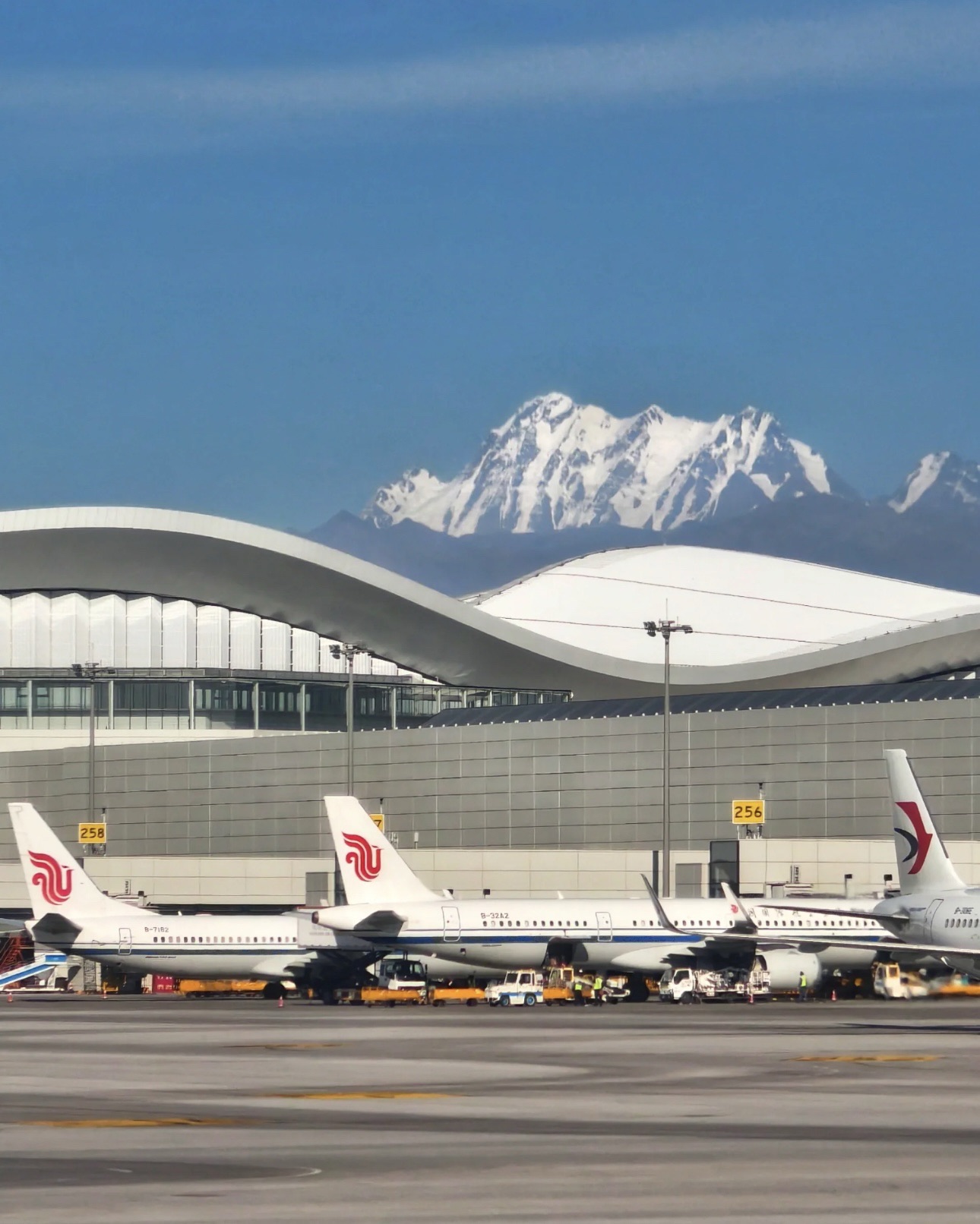 乌鲁木齐天山国际机场北航站楼(国内出发)