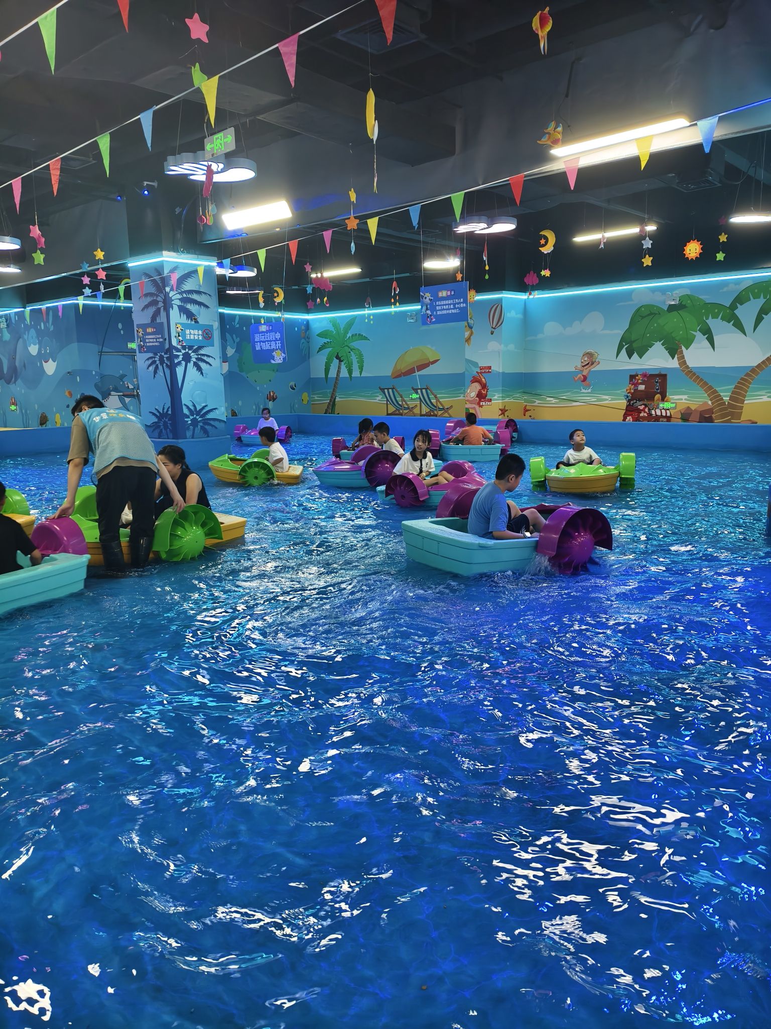 场地封面-华景欢乐城(重庆沙坪坝万达店)