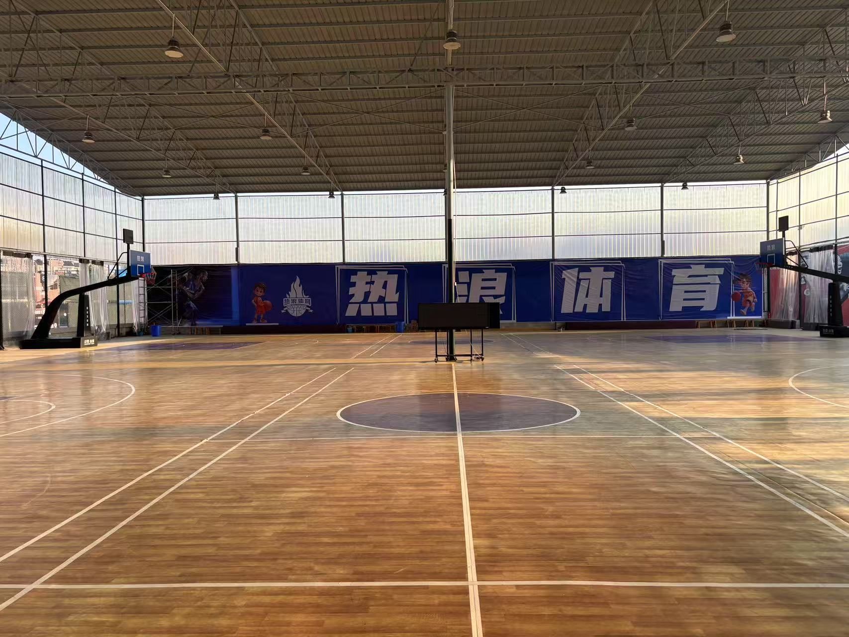 热浪体育篮球训练营(玉带龙庭校区)