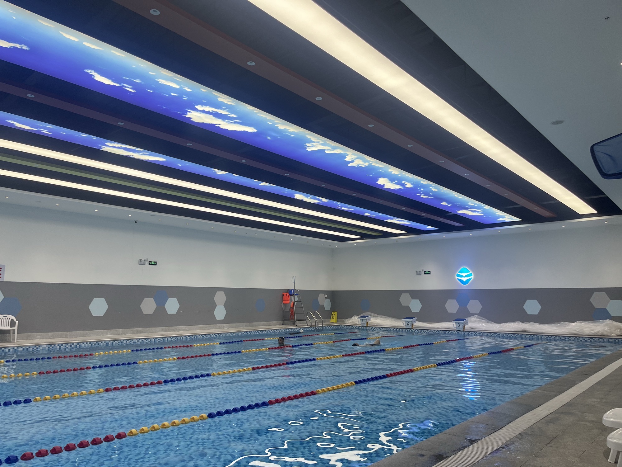 场地封面-水之星游泳馆(观澜店)