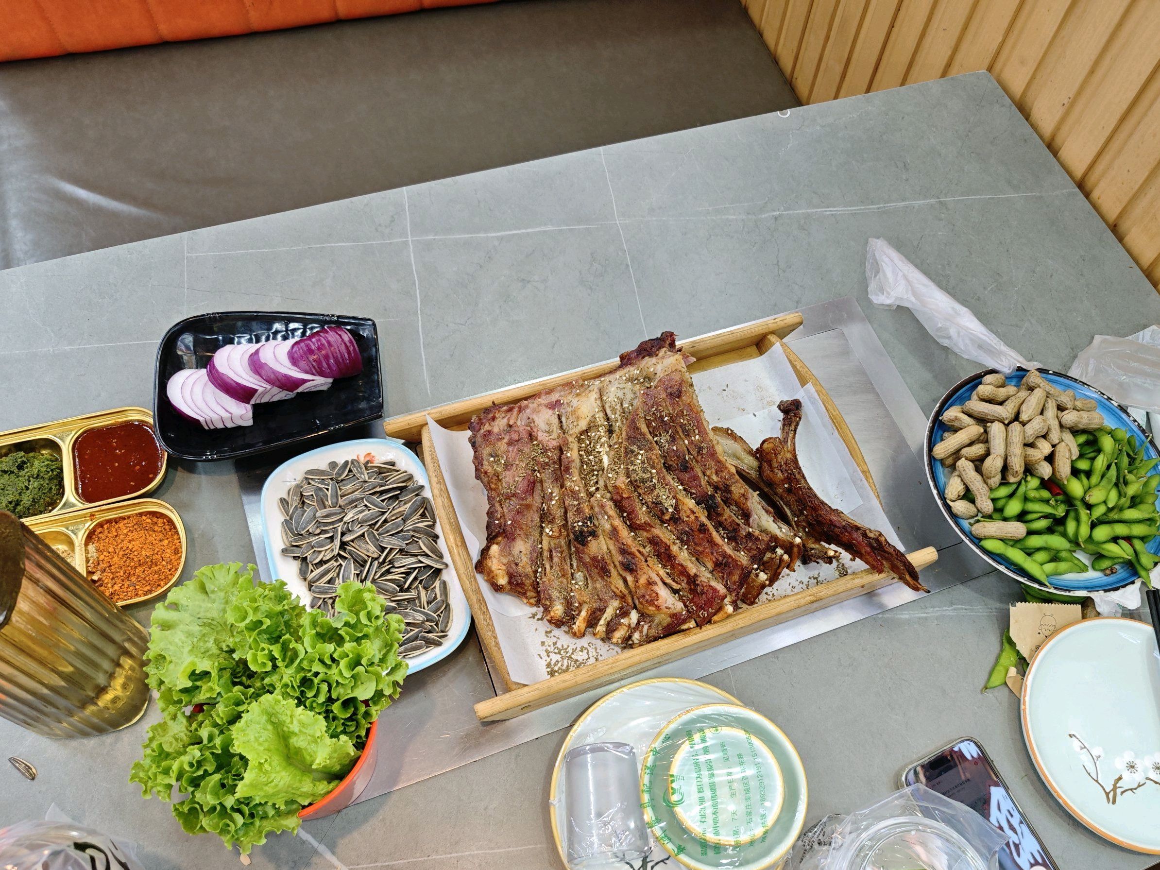 裴老大炭烤羊腿(新百店)
