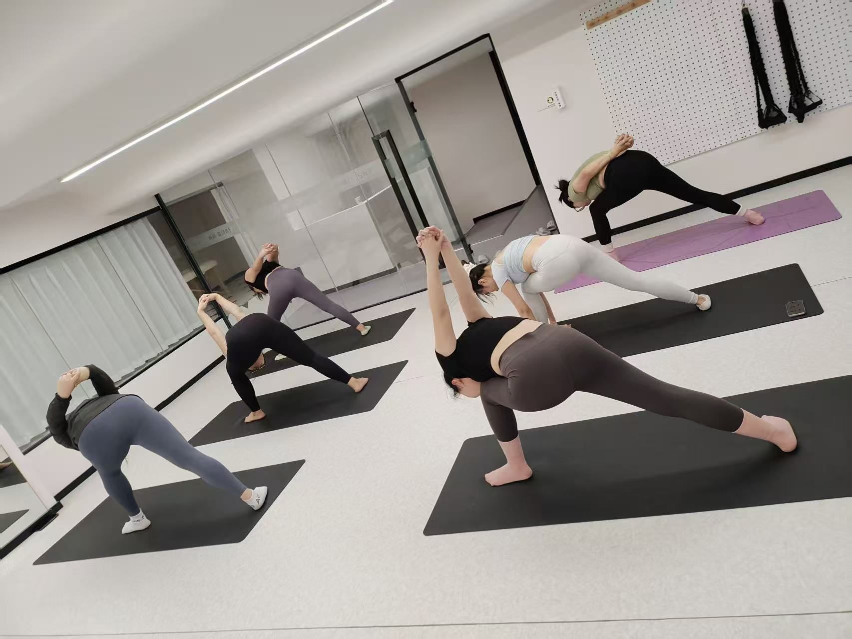 场地封面-一悦普拉提·瑜伽