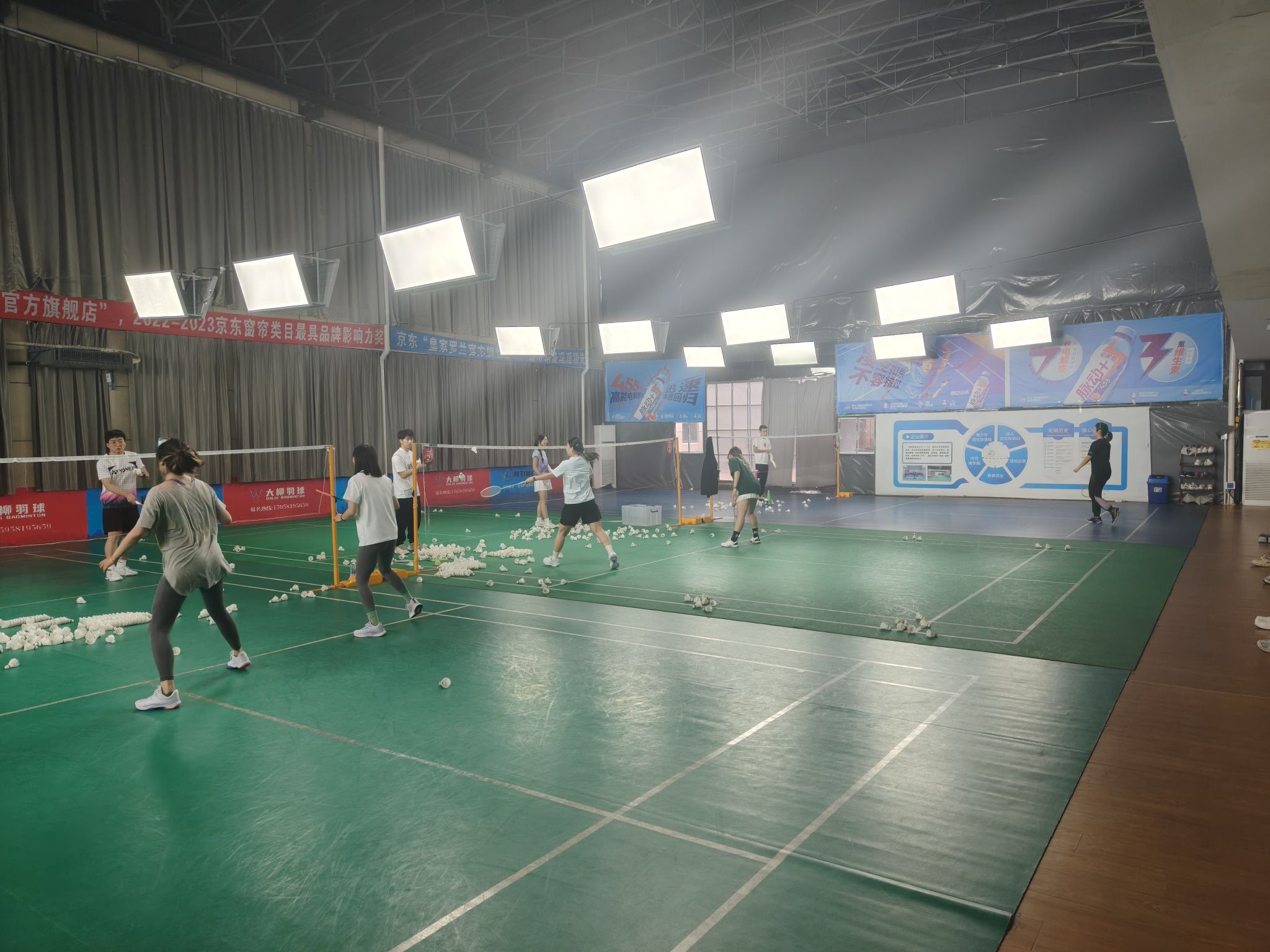 场地封面-星向羽体育羽毛球(大柳西溪馆)