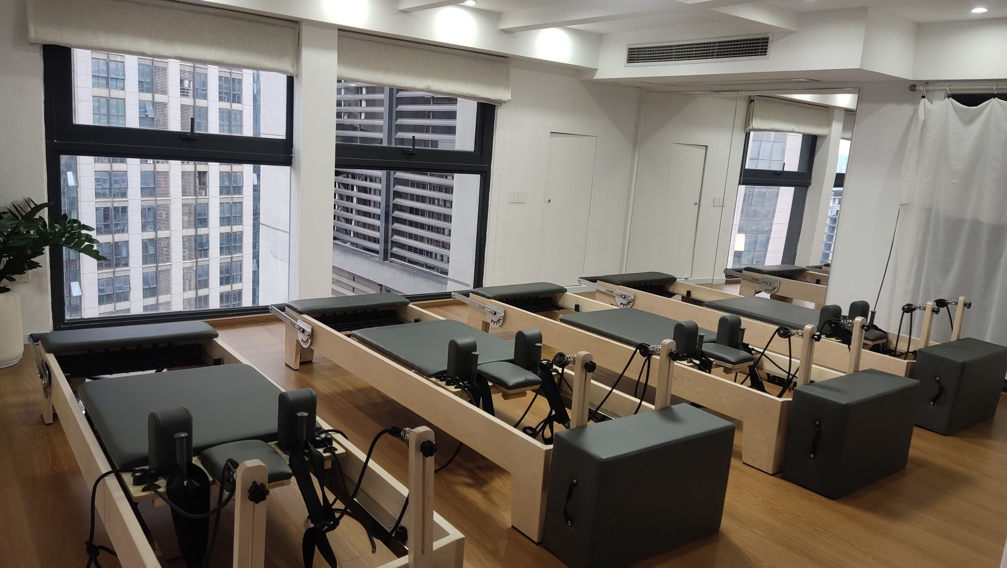 场地封面-觅光普拉提·瑜伽