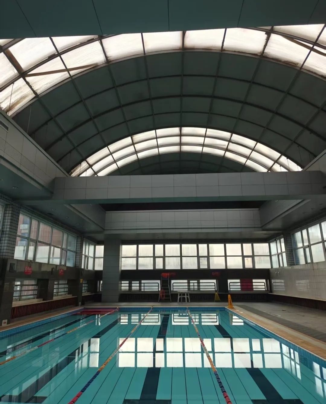 场地封面-众信游泳健身