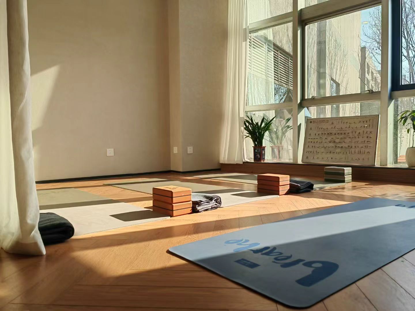 场地封面-以果瑜伽(以果孕愈运动美学空间)YiGuo Yoga