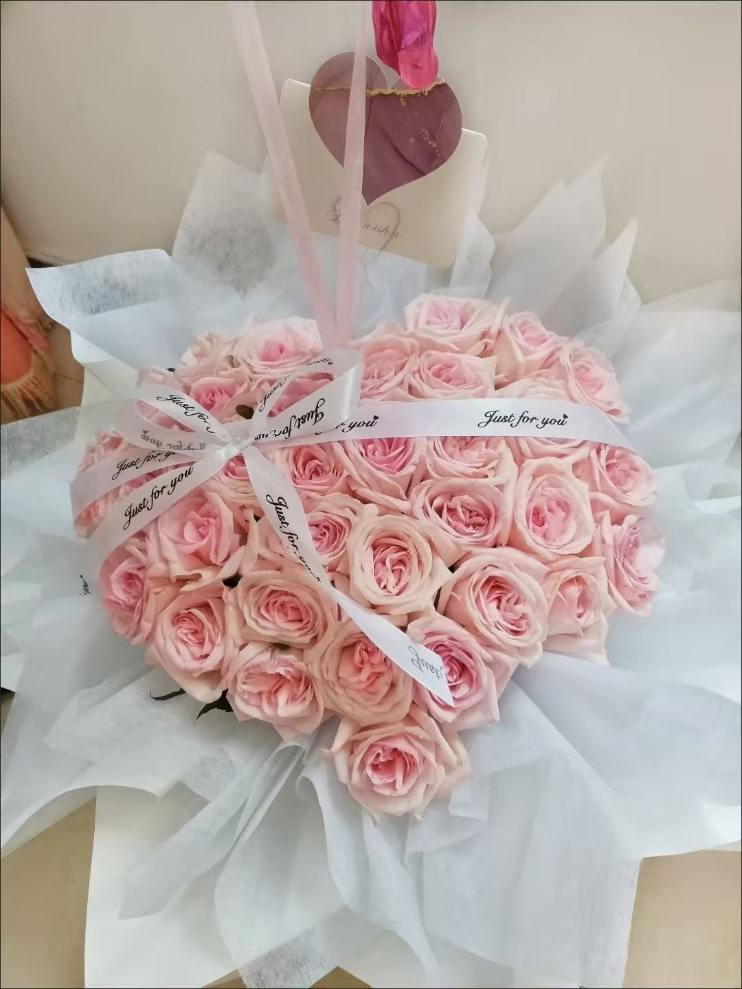 花花世界鲜花店(天一广场店)