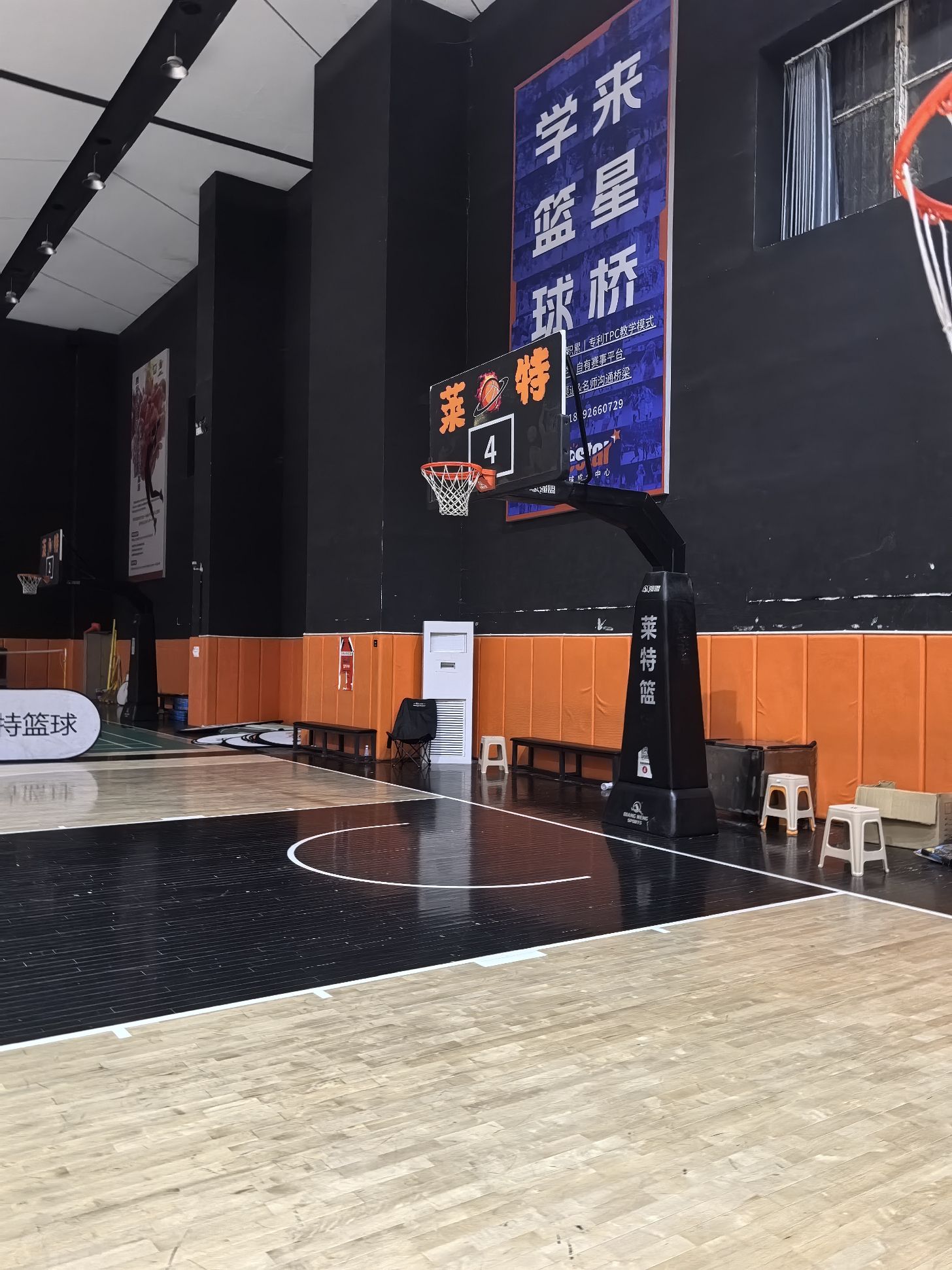 场地封面-爱力无限网球俱乐部(莲湖旗舰校区)