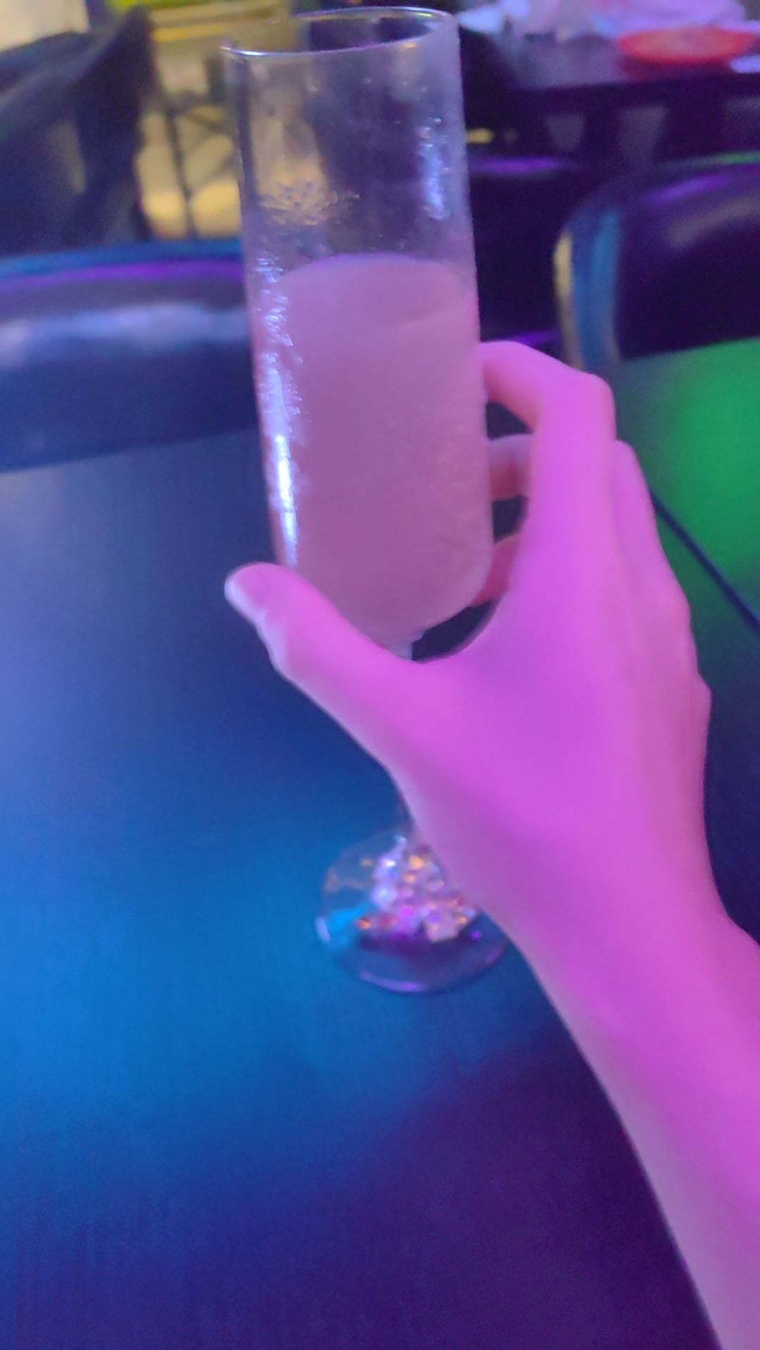 场地封面-less club