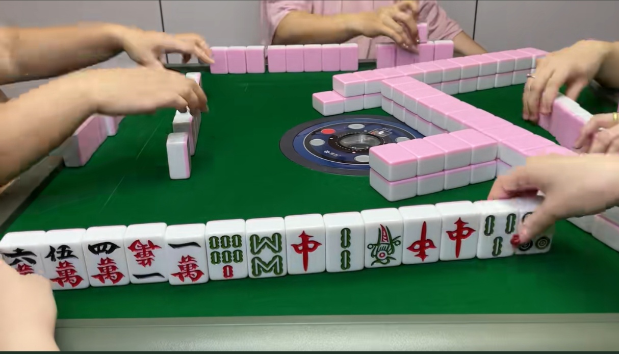 场地封面-四个朋友24小时自助棋牌·茶室(广鑫业大厦店))