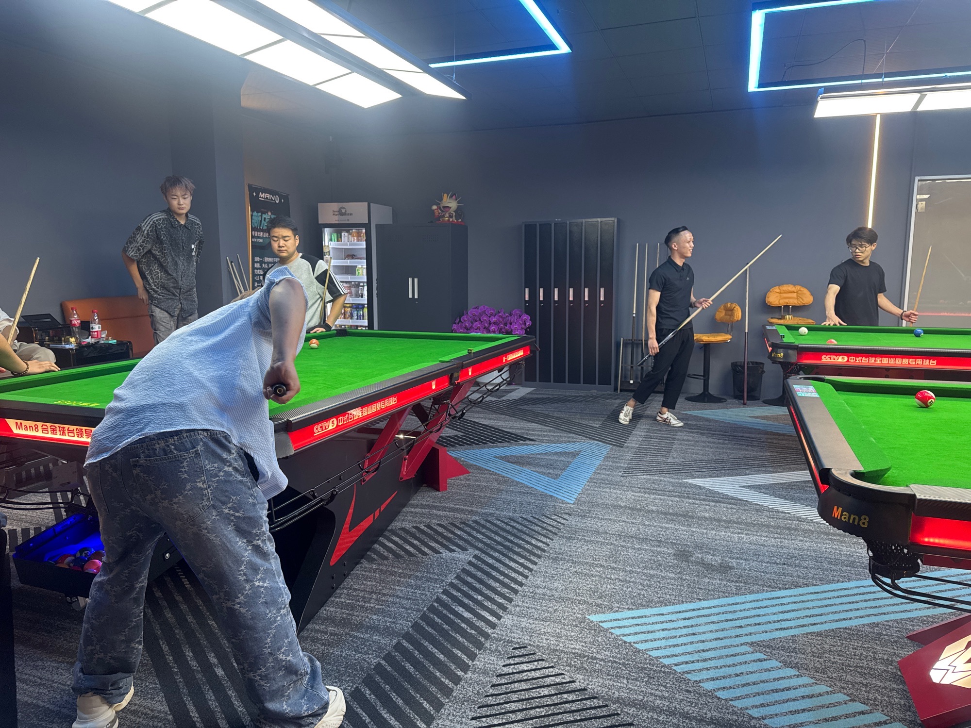 场地封面-MAN·8 24h自助台球