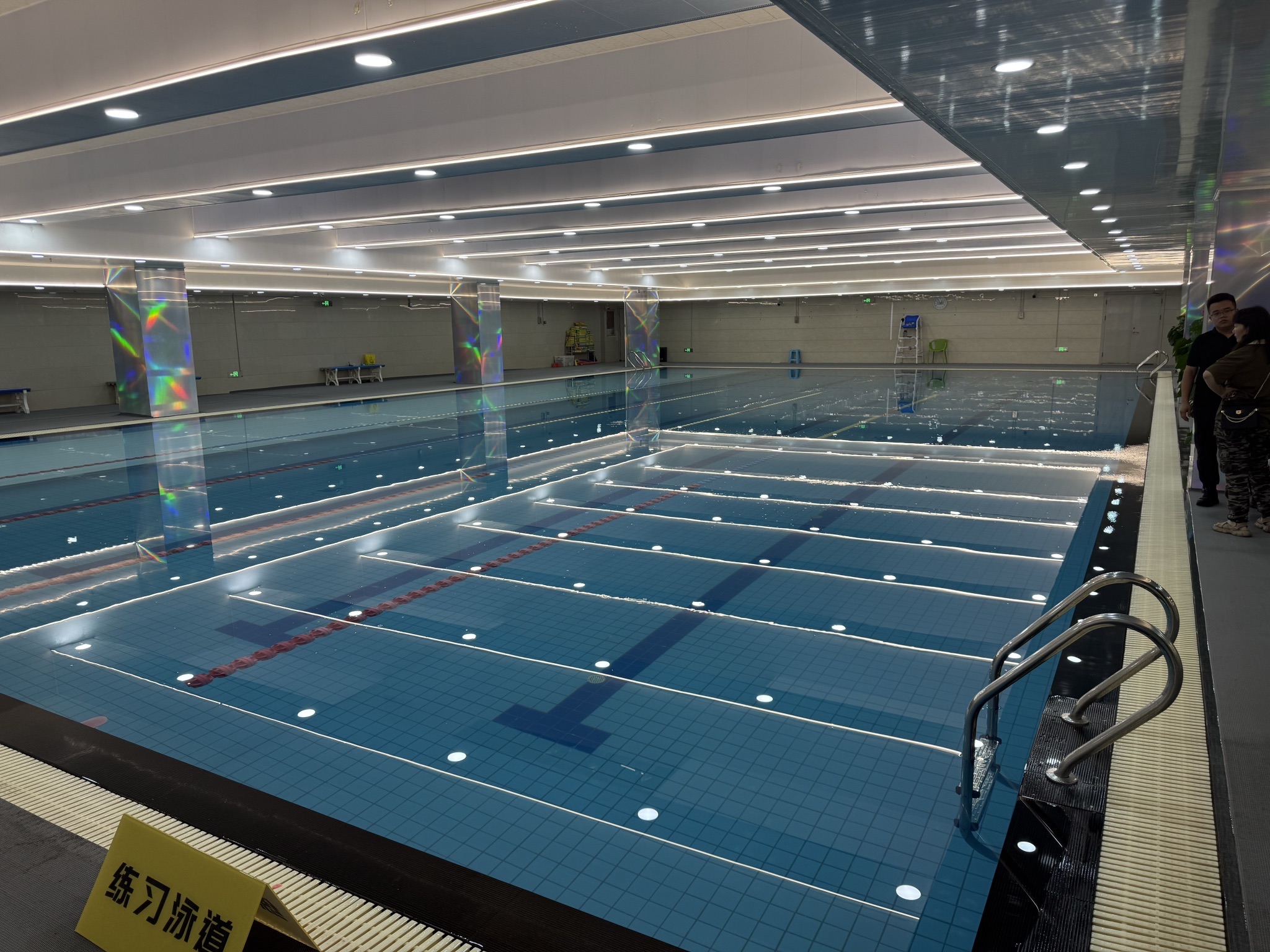 场地封面-泳跃者游泳健身(彩虹城店)