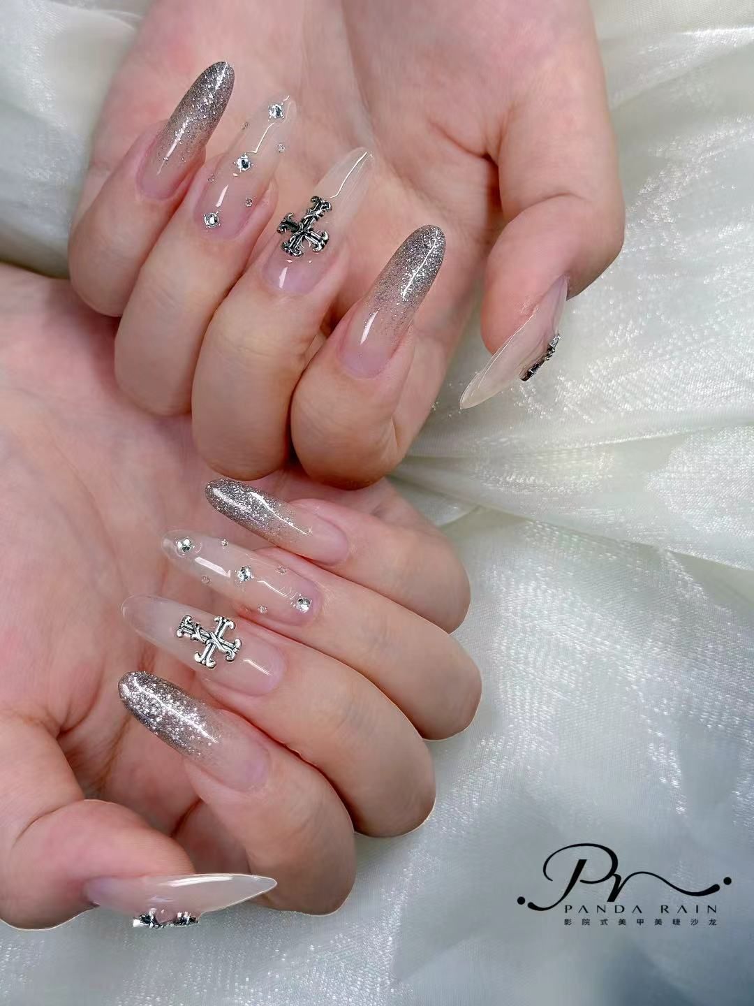 PR影院式美甲美睫