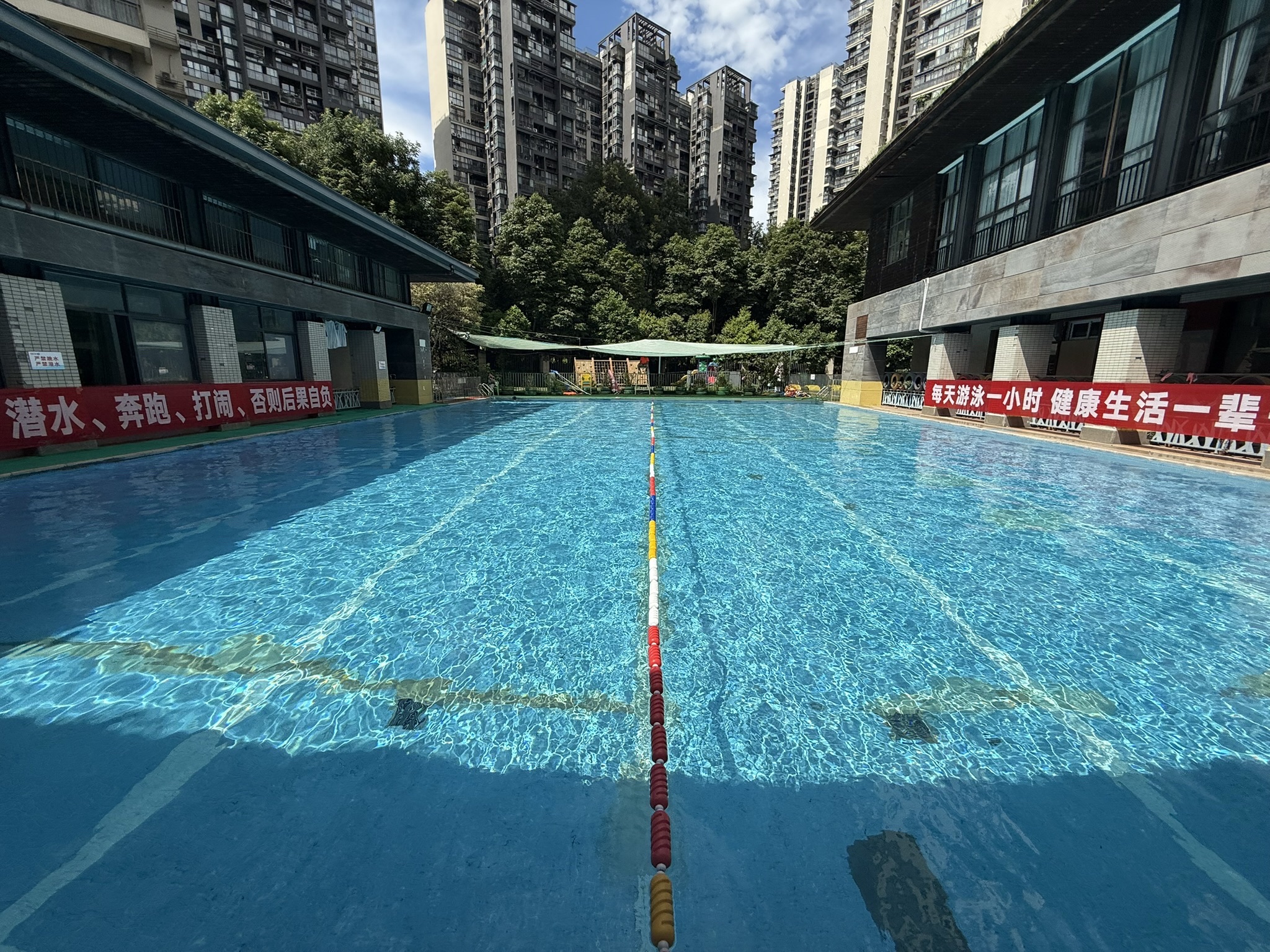 场地封面-游泳池