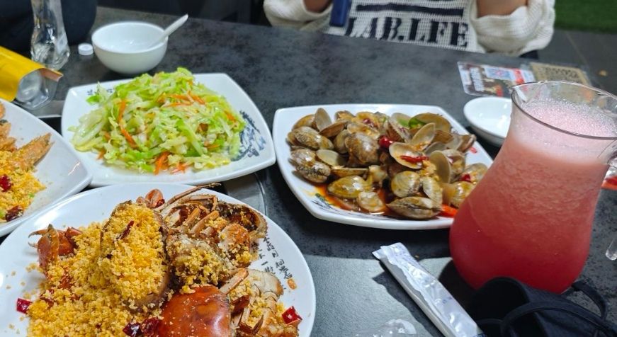 潘先生海鲜城(日月湾店)