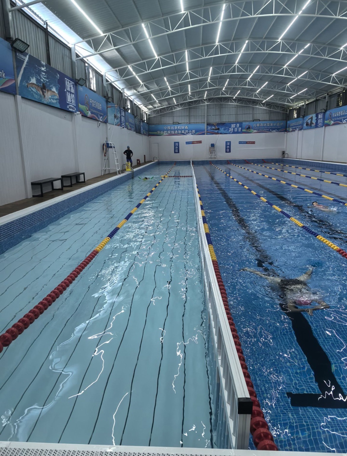 场地封面-恒之力国标游泳馆