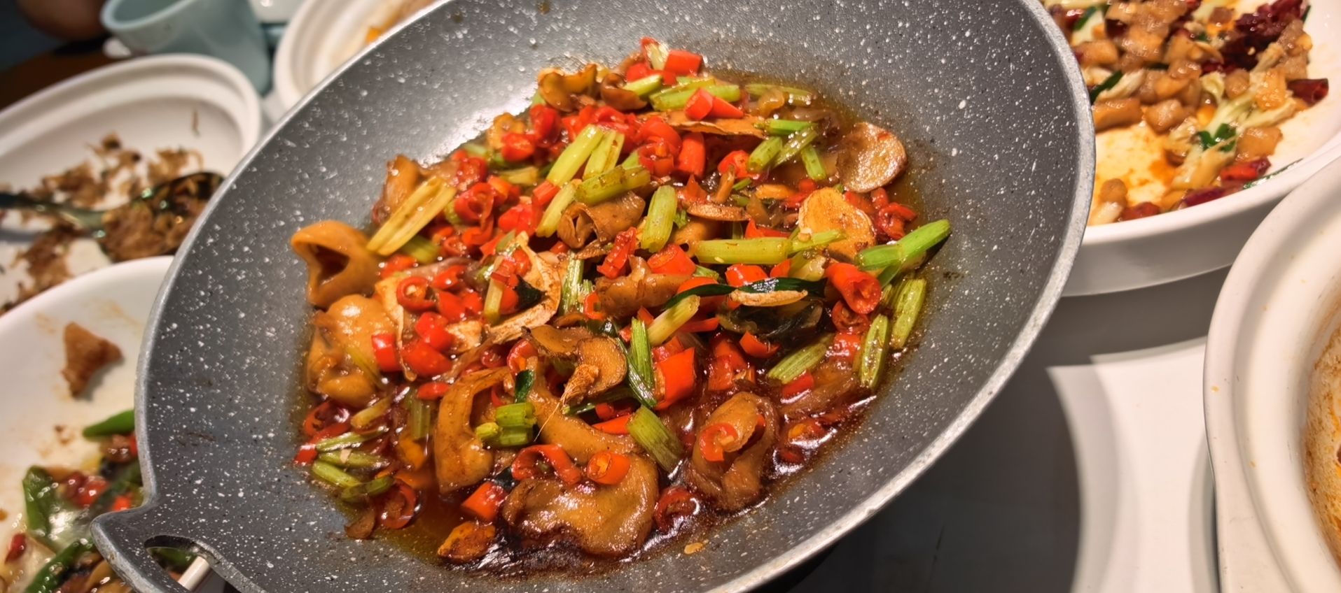 小湘味土菜馆