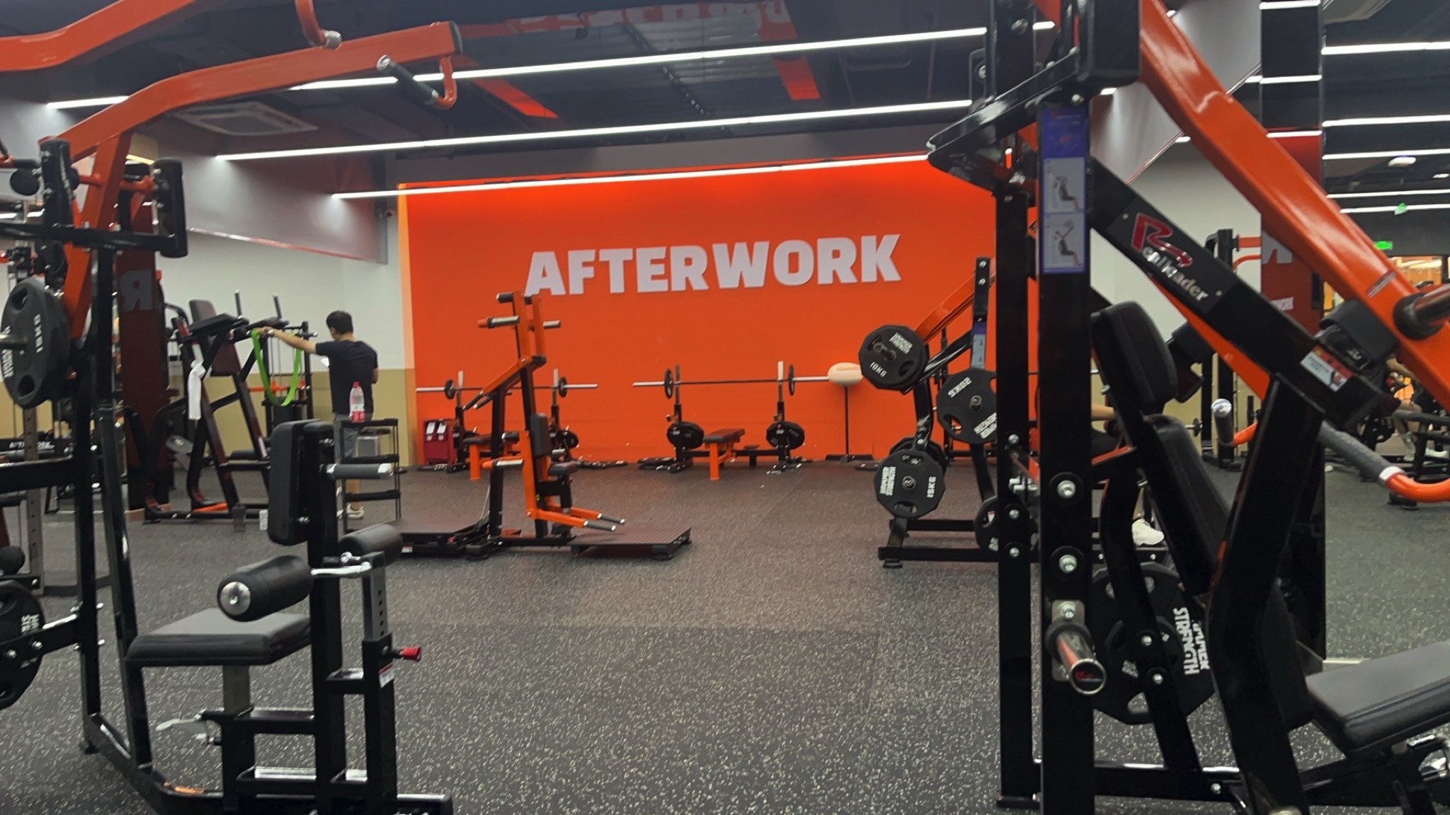 场地封面-AFTERWORK健身(庆春银泰百货店)