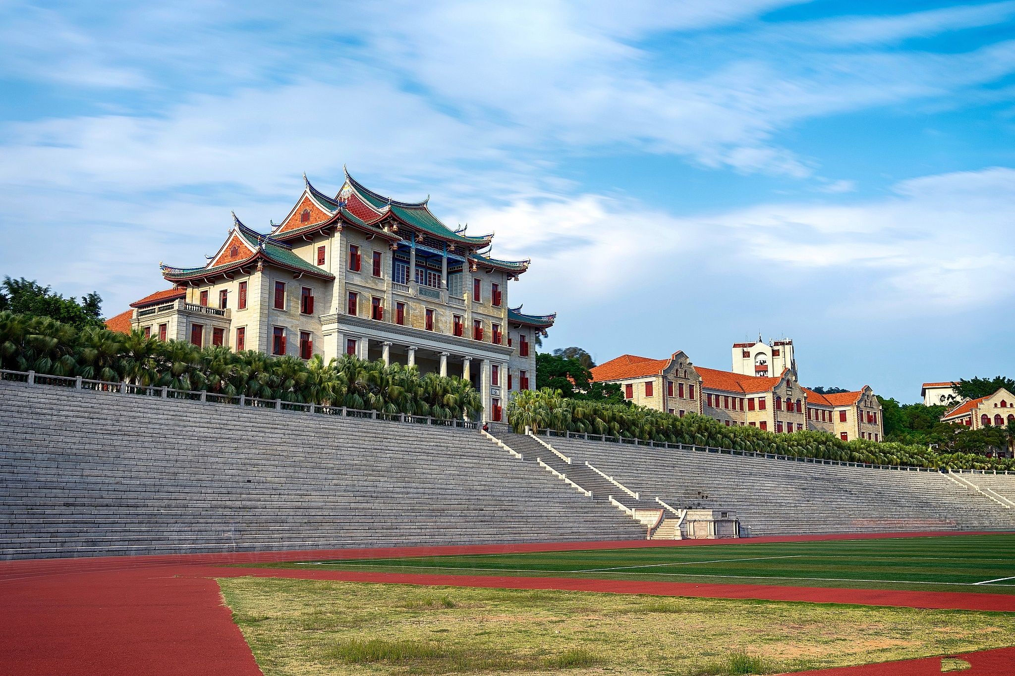 厦门大学(地铁站)