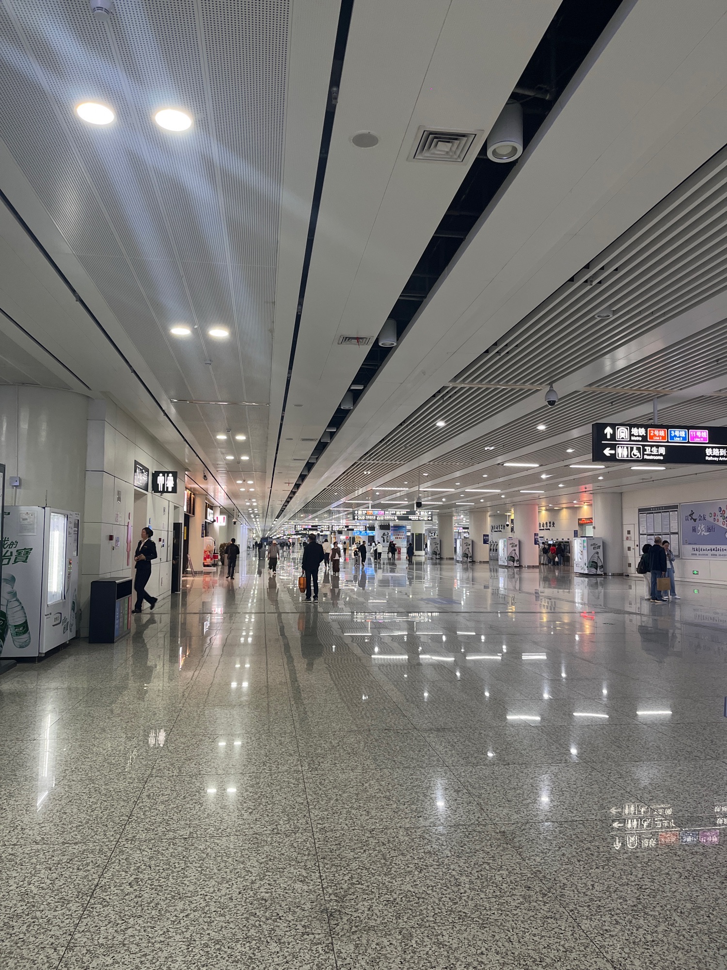 福田地铁站11号口