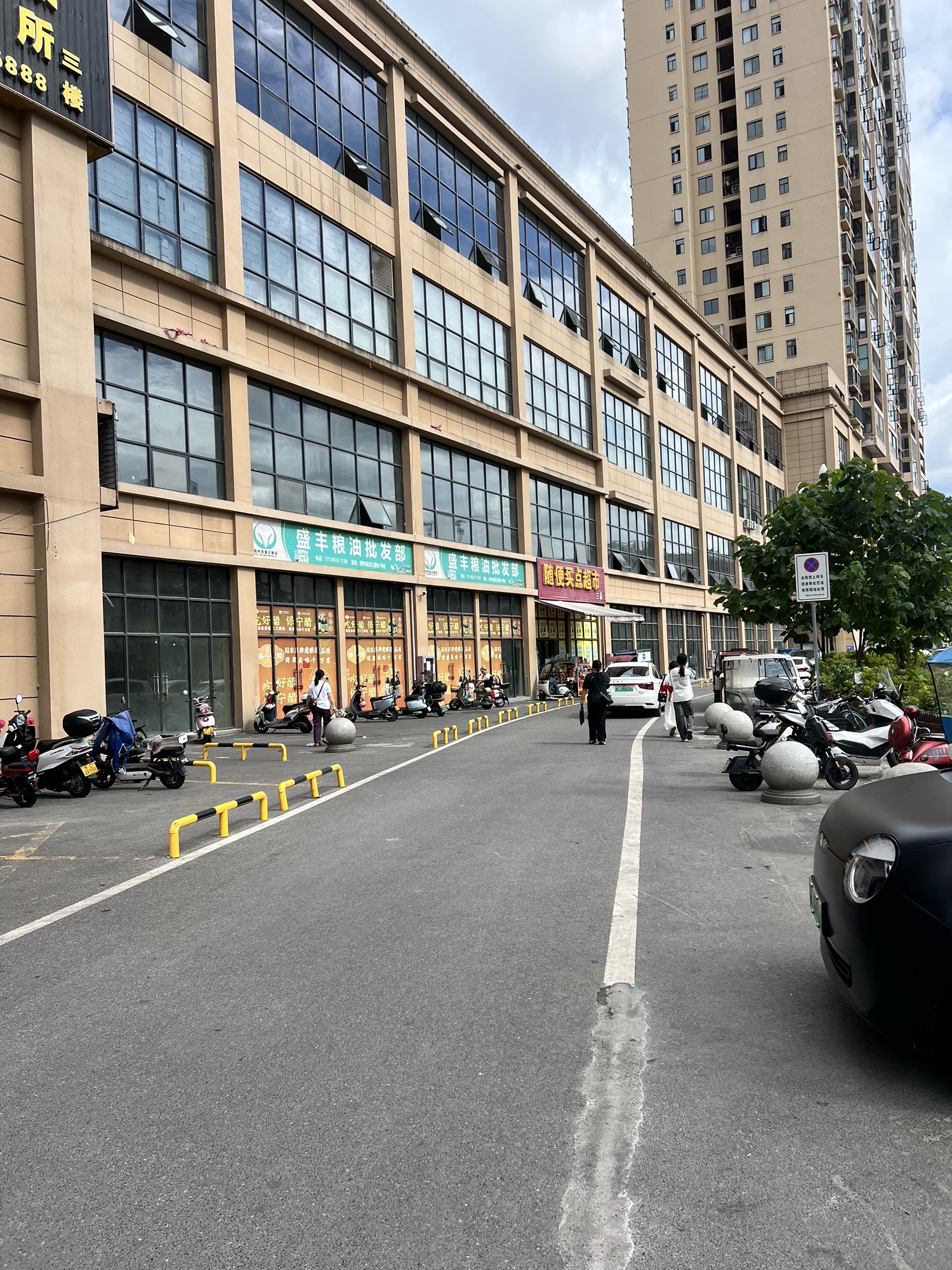 银水收费站(G4215蓉遵高速出口)