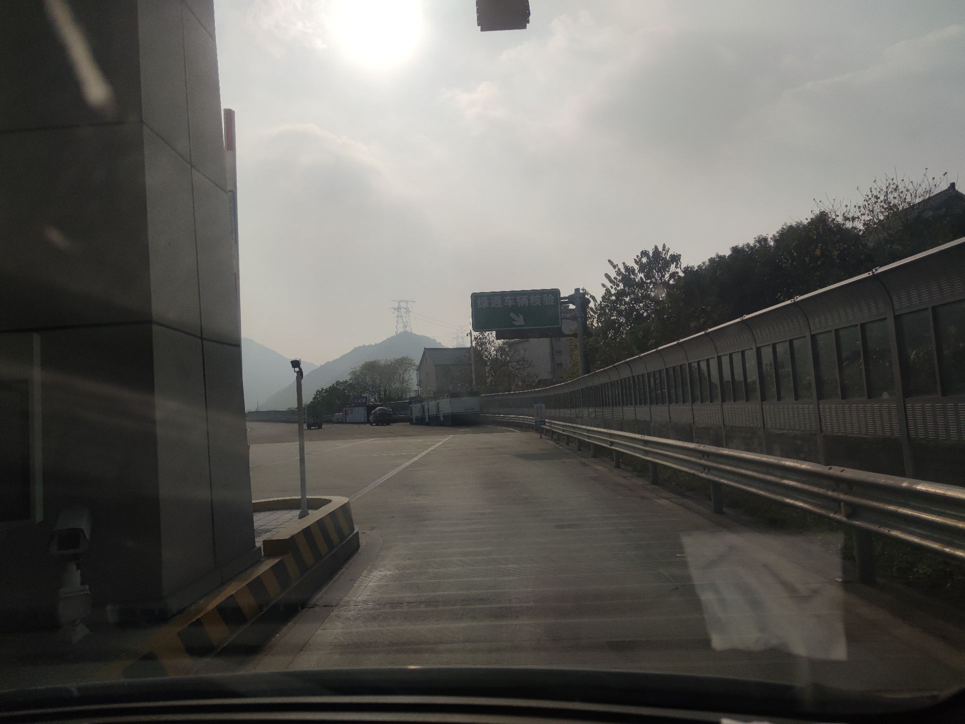 富阳西收费站(S43杭州绕城西复线入口)