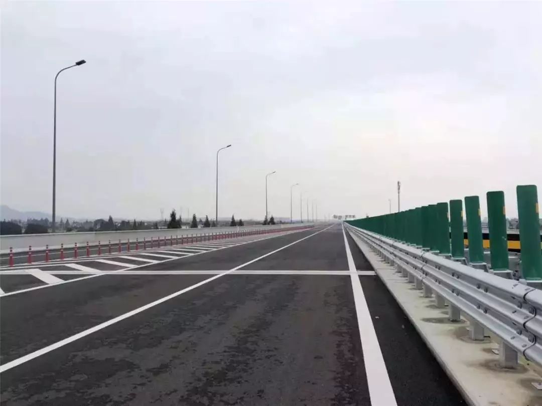 马渚收费站(S8慈余高速出口)