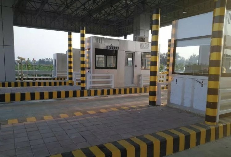 张寨北收费站(S22南林高速入口)