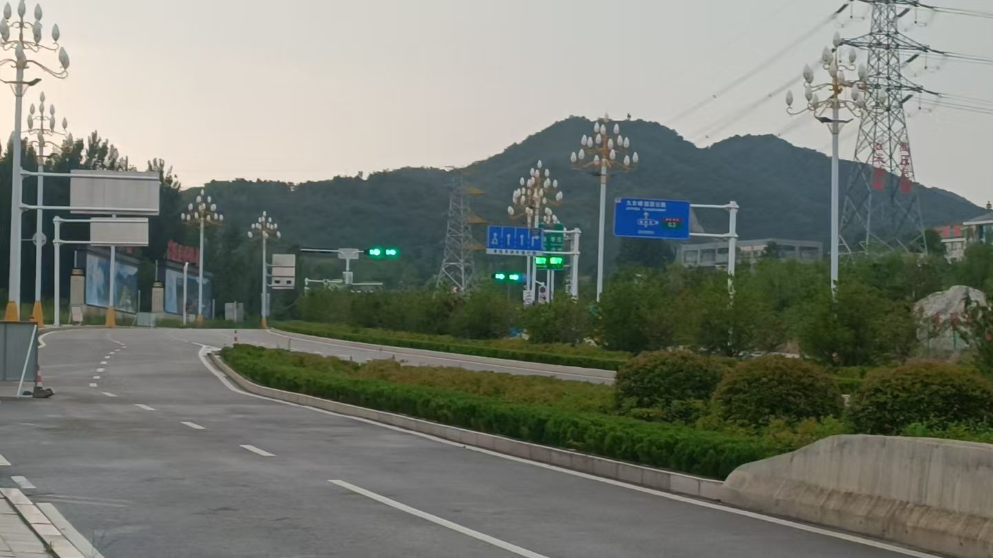 泰安北收费站(G3京台高速出口)