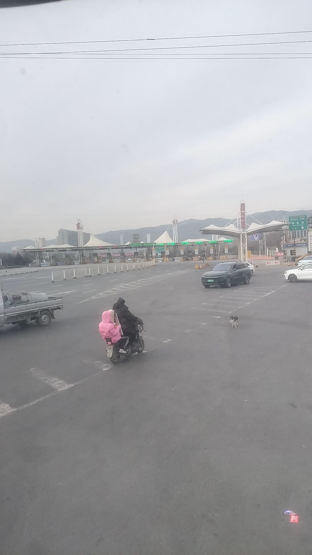 东社收费站(S56太古高速出口)