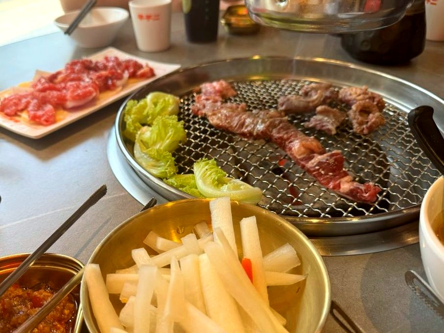 牛不二生烤牛肉(宝塔路店)