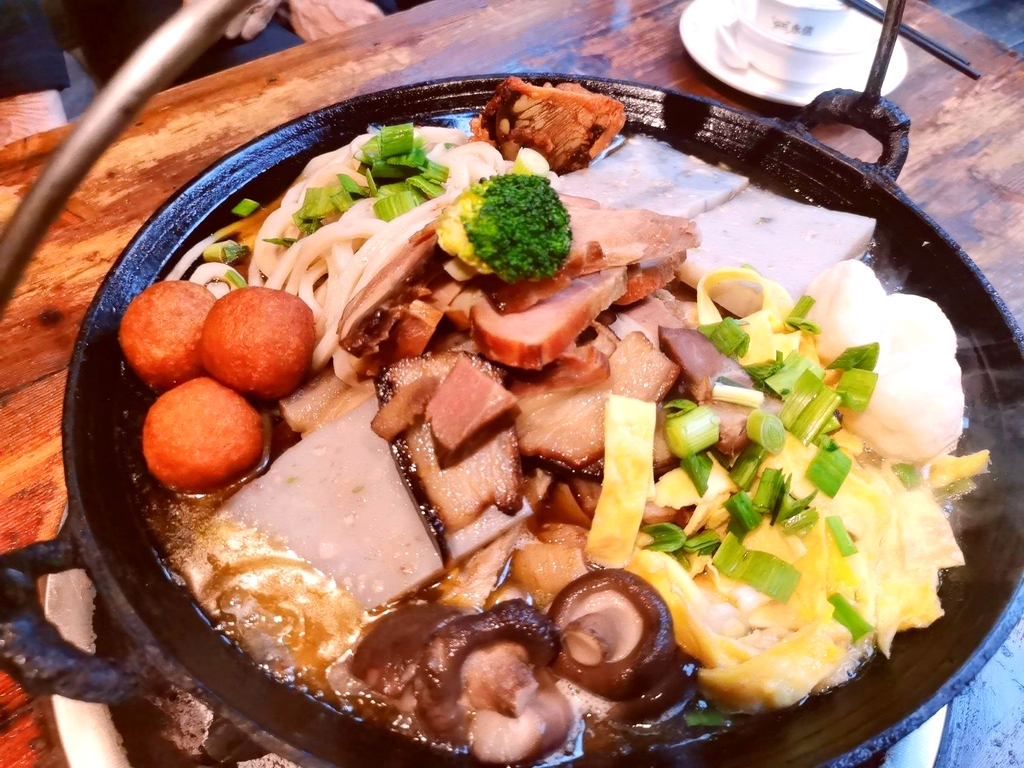 胜利吊锅城(拨云尖总店)