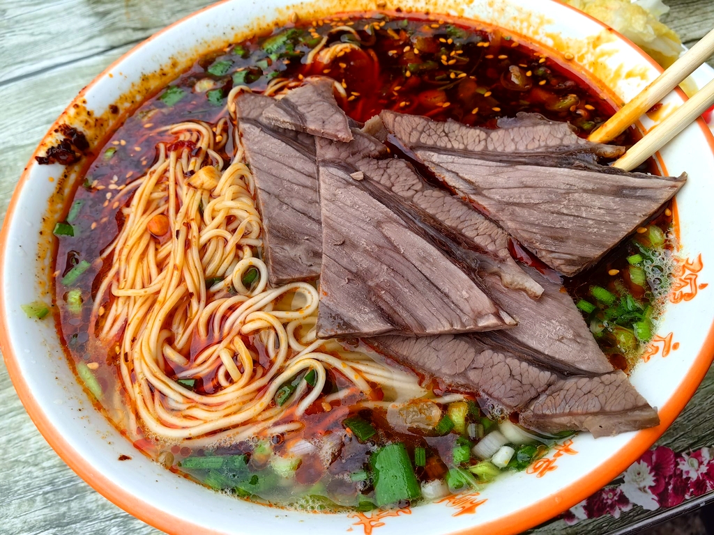 周穆兰经典牛肉面总店