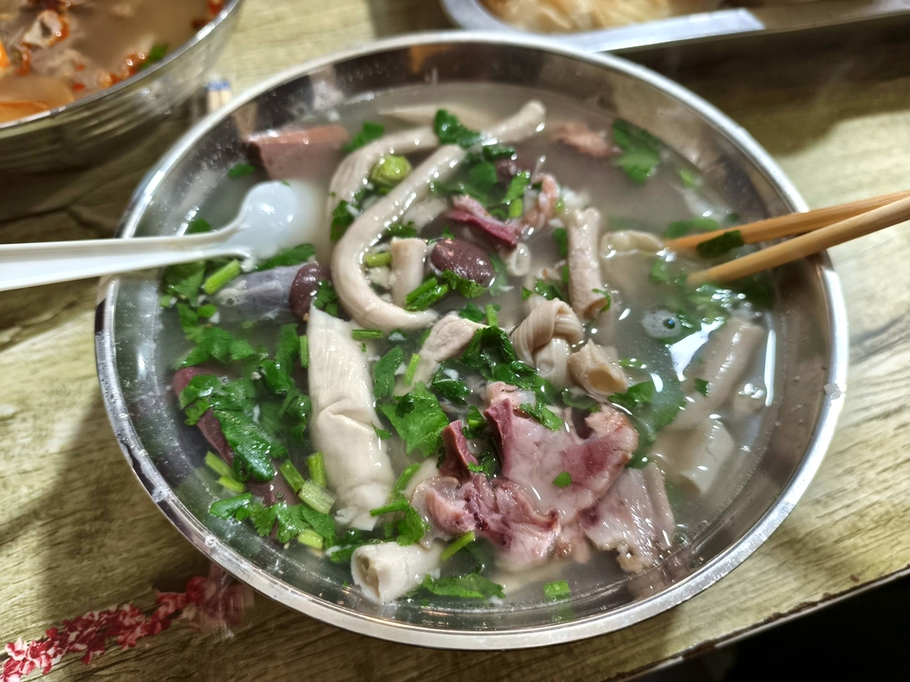 沧州张哥羊肠子店