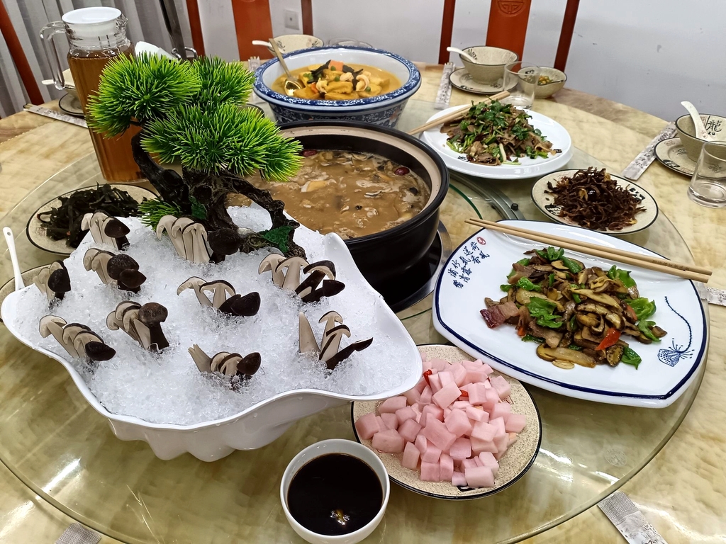 汤王野生菌(腾越古镇店)