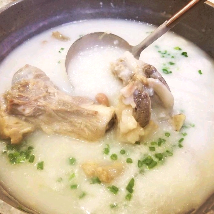 太子海鲜粥城(西南街第十小区店)