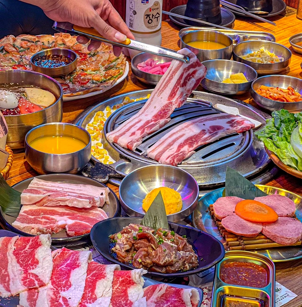 首尔朴宝·炭火烤肉(武川路总店)