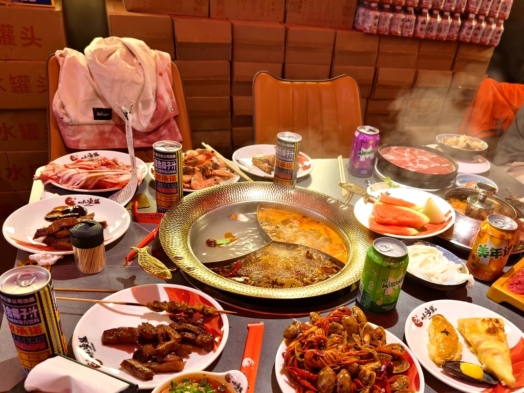 山海盟海鲜鲜牛自助(鲅鱼圈万达店)