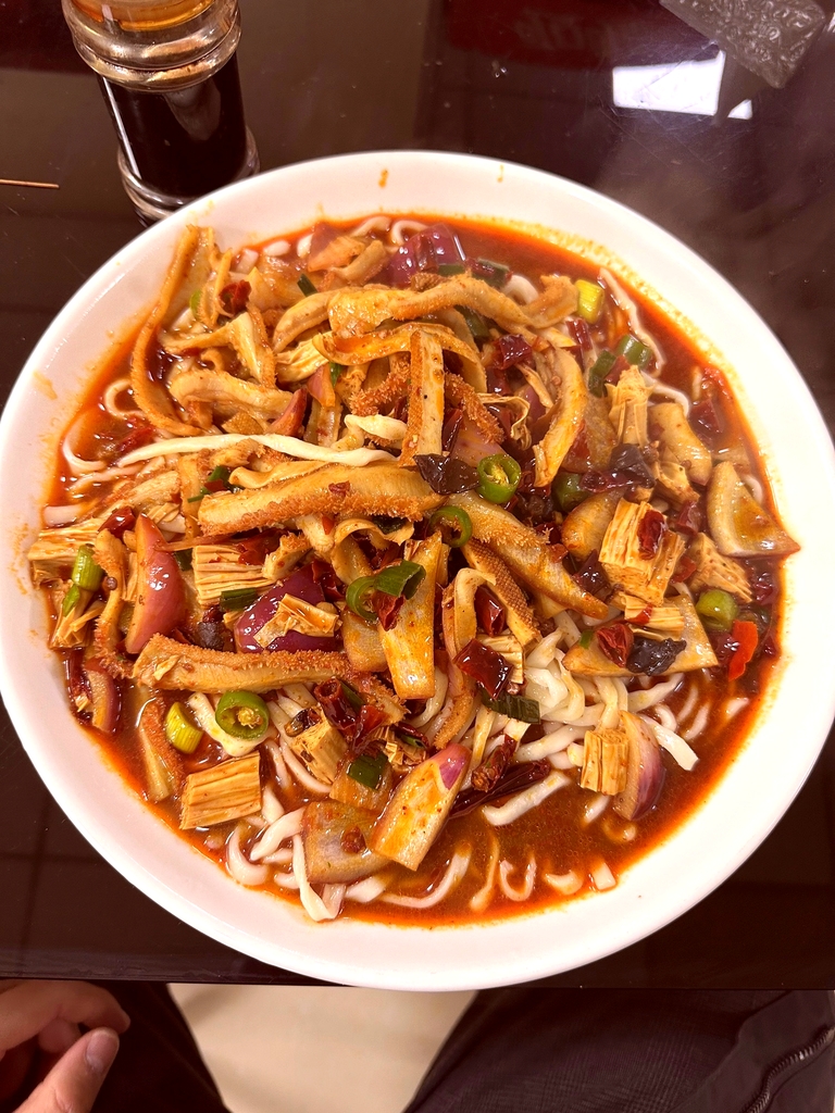 河边边面馆