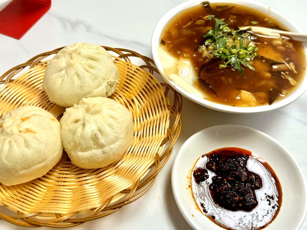 伊犁特色包子(石油新村店)