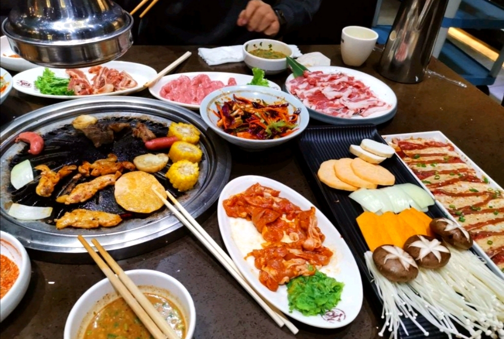 桥头冷面店