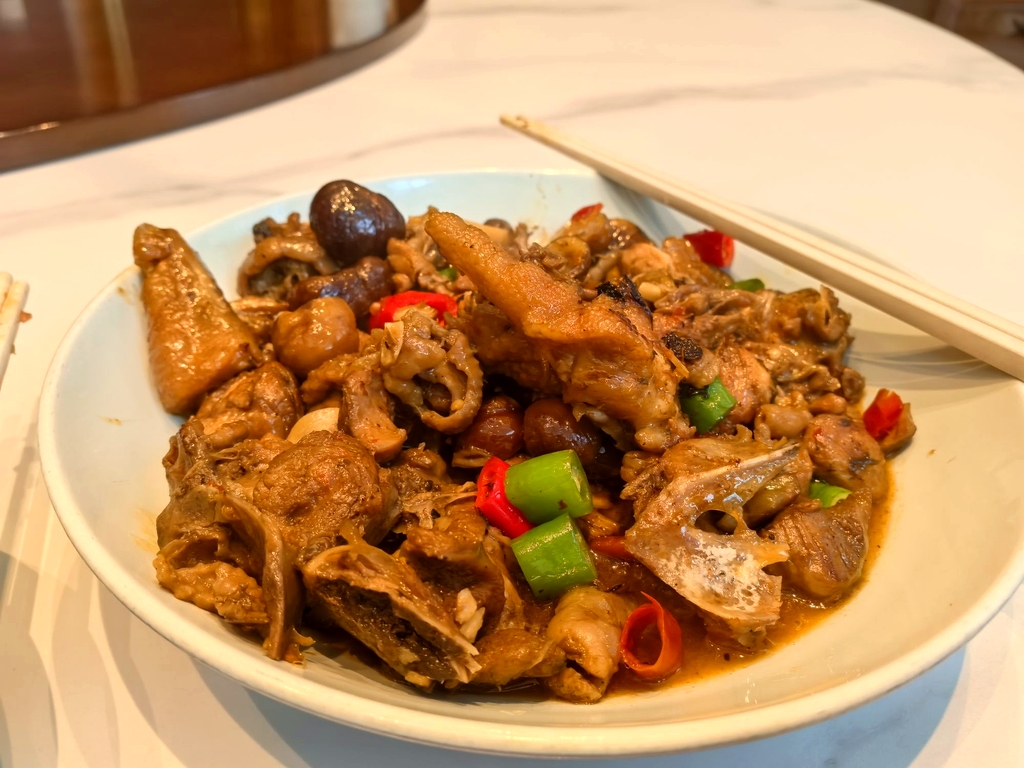 食通天酒楼·地道镇安菜