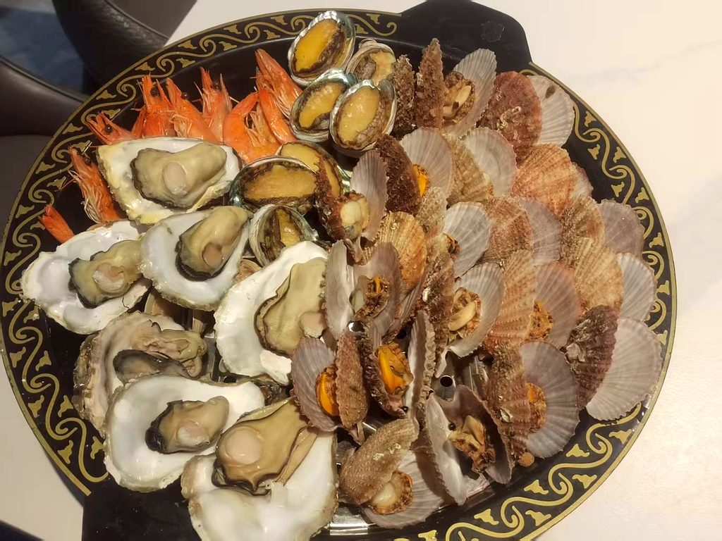 贤居阁小船海鲜(北苗家村社区店)